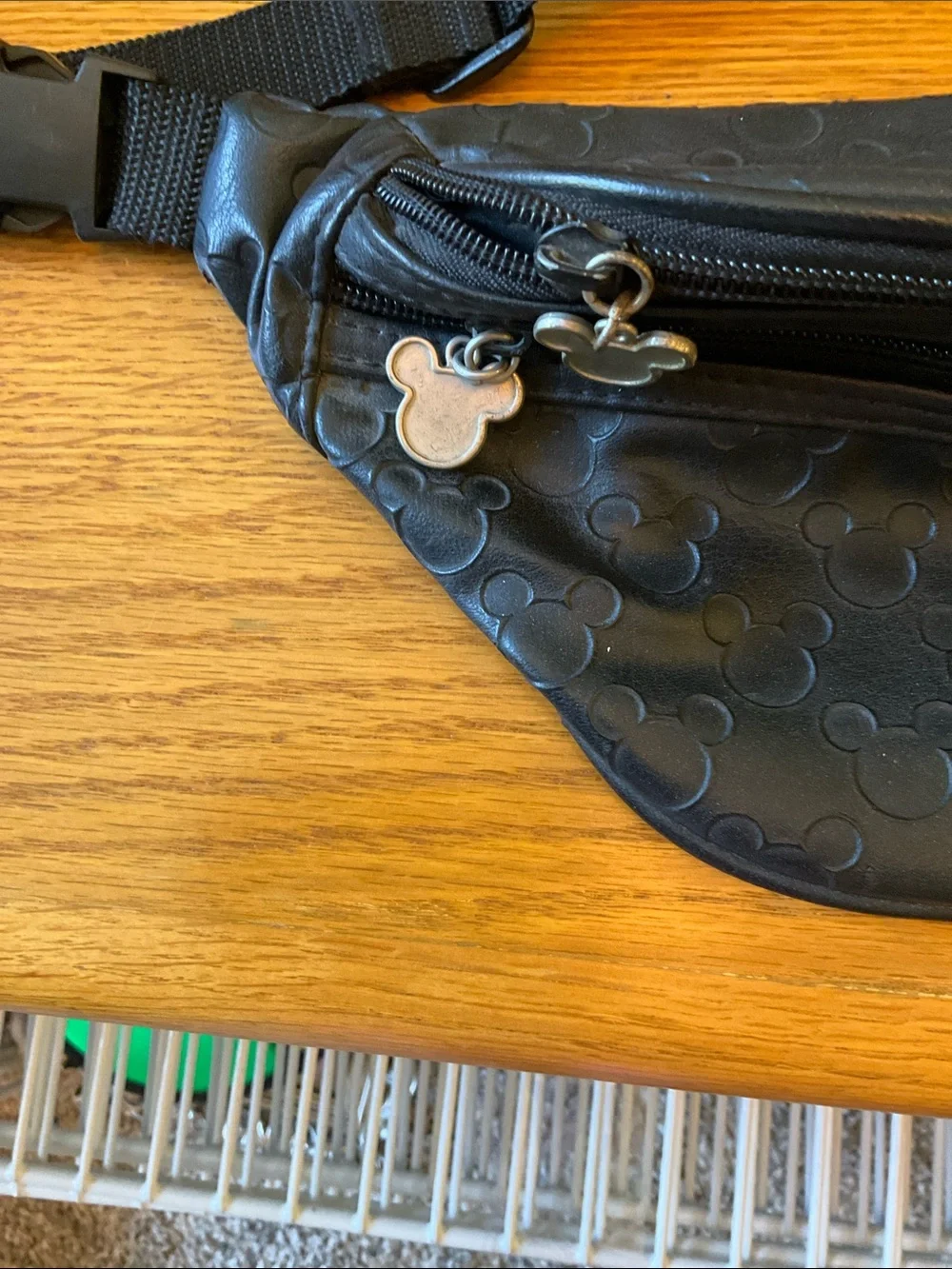 Walt Disney World Kids Adjustable Strap Fanny Pack, Great Condition!